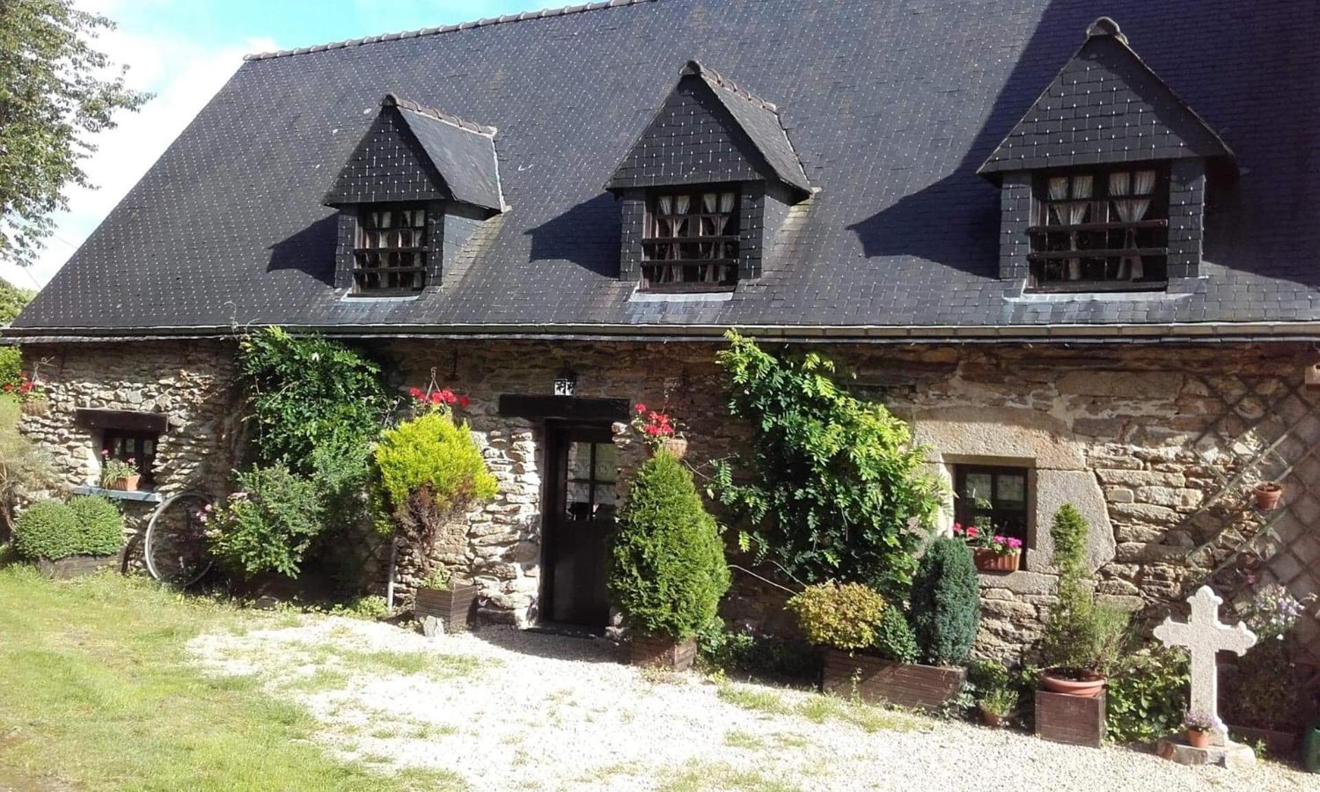Gites De Camors Exterior photo